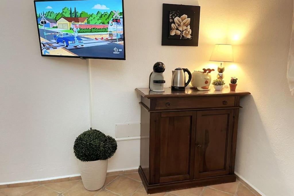 Looney Tunes Home 奧爾比亞 外观 照片